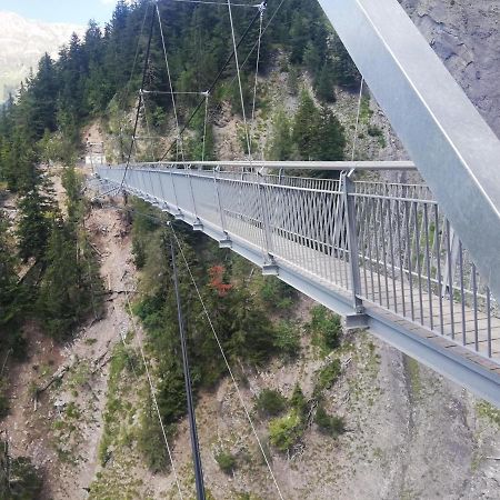 Chambres d’hôtes près de Verbier Volleges Extérieur photo